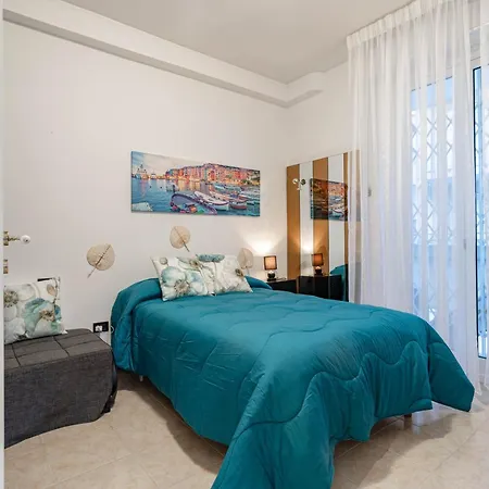 H11 Trilocale San Martino Sanremo-balcone Appartement *