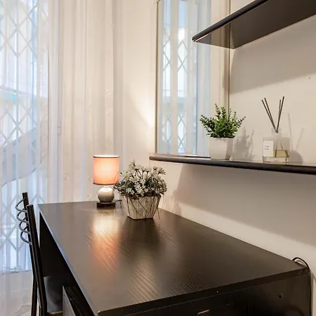 Apartment H11 Trilocale San Martino Sanremo-balcone *